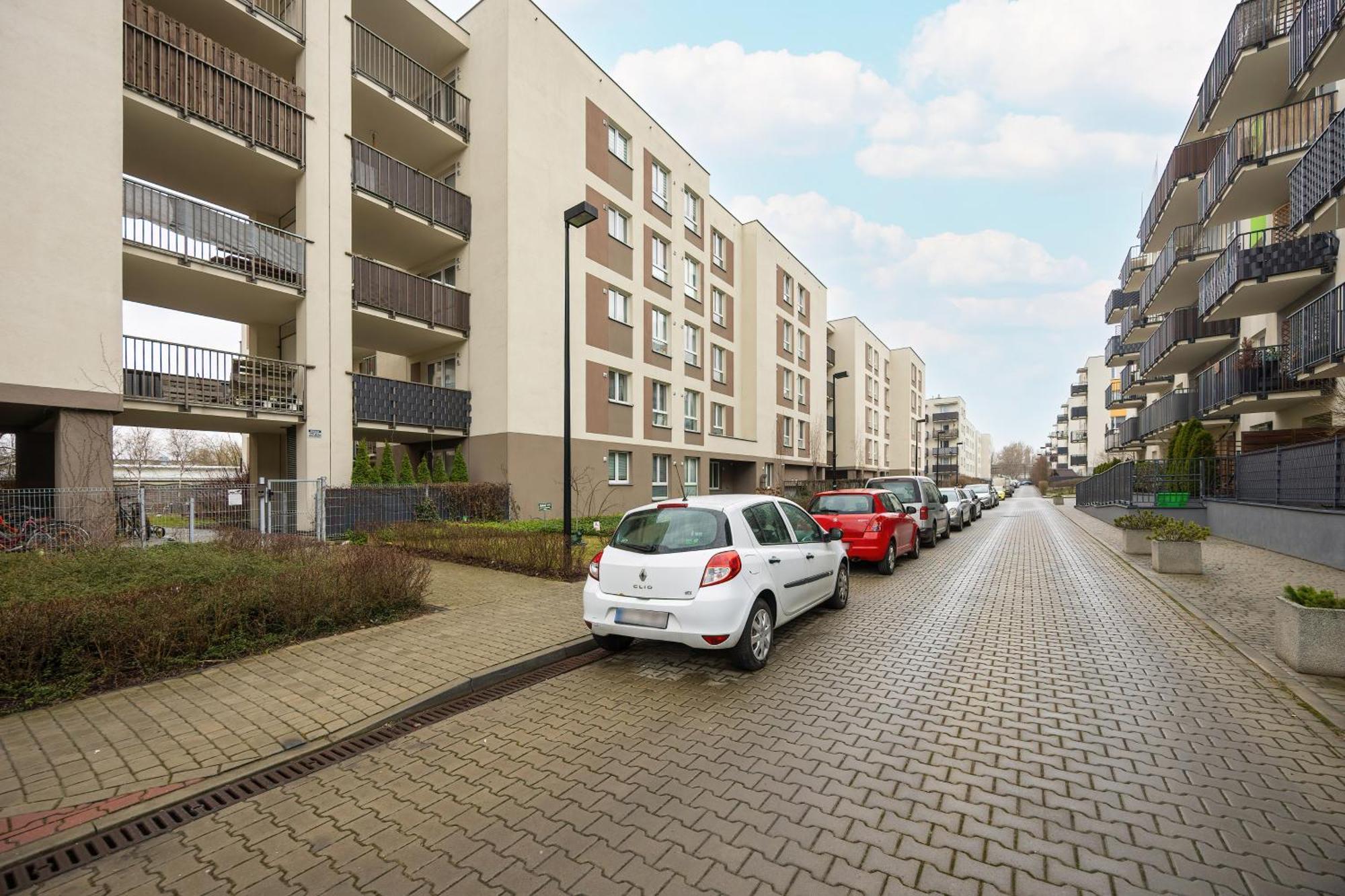 Apartment Rakowska Wlochy By Renters